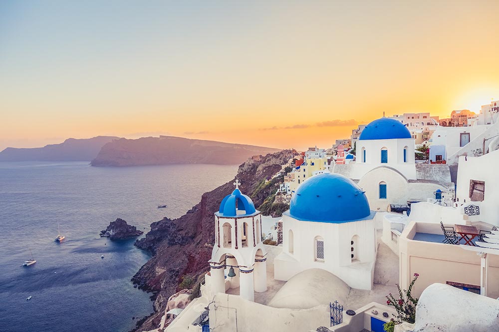 oia sunset santorini island greece instagram vintage style